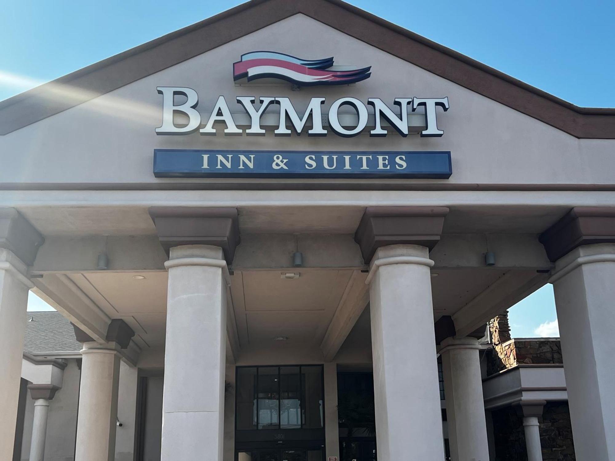 Baymont By Wyndham Port Arthur - Groves Area Экстерьер фото